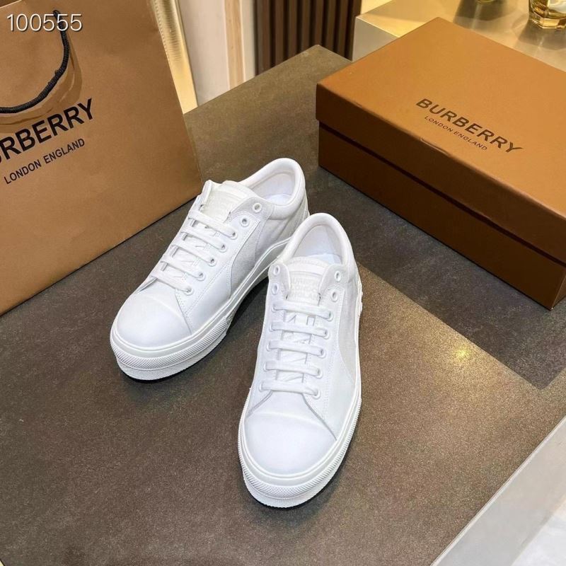 Burberry Low Shoes